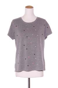 MAX - Star embroidered tee! 10