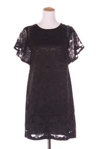 ANDREA MOORE - Angel sleeve lace dress! 8
