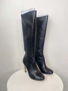 Footwear: Isabella Anselmi Tall Boots - Size 39 (NEW)