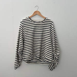 Hoodies Crewnecks: Foil Jersey - Size L