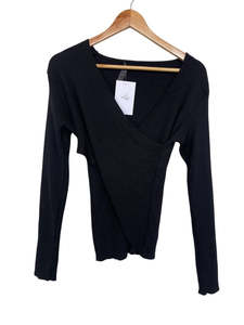 Knitwear: Sabatini knit wool top - Size m