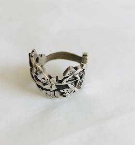 Wallace Sutherland: Poataniwha Ring