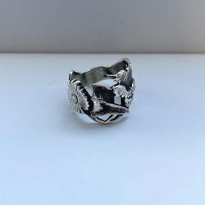 Wallace Sutherland: Marlborough Rock Daisy