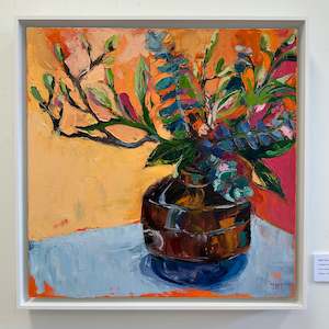 Juliana Trolove: Metal Vase