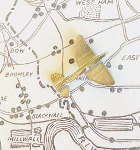 Festive Treats: NZ Penny Spitfire Brooch