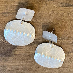 Festive Treats: Shield earrings #3