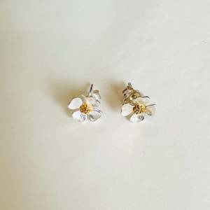 Organic Exhibition: Blossom Stud Earrings