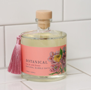 Bath Body Auto: Rose & Wild Flower Bubble Bath