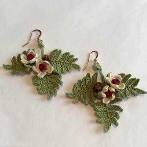 Hand crocheted Manuka earrings
