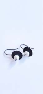 Eva Kerer: Freshwater Pearl & Silver Disk Earrings