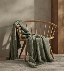 Baby Auto: Clive Wool Throw | Boucle