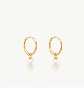 BY CHARLOTTE Live In Peace Pearl Hoop Earrings - 18k Gold Vermeil