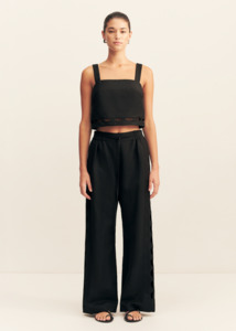 Shona Joy: SHONA JOY Birdie Scallop Cami - Black