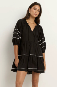 IVY & JACK Again S/S Tiered Smock Dress - Black