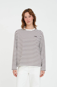 Huffer: HUFFER Oui Oui L/S Relax Tee - Chestnut / Chalk