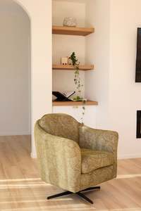 Ralph Swivel Chair — Casablanca Pickle