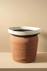 Contenere Tan Basket Medium