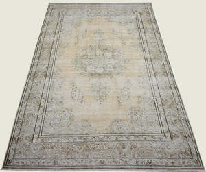 Rugs: Nico Rug 316x208cm