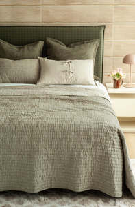 All: Misaka Bedspread King, Light Moss