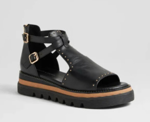 Under 300: Django & Juliette Sorens