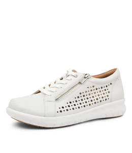 Under 300: Ziera Shovo Leather Shoe