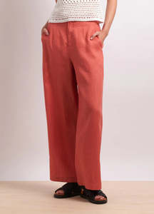 Under 300: Neris High Life Pant