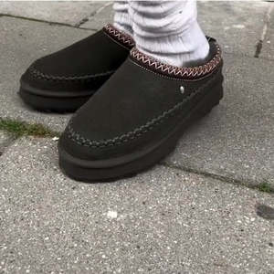 Emu: Emu Sharky Adventure Scuff