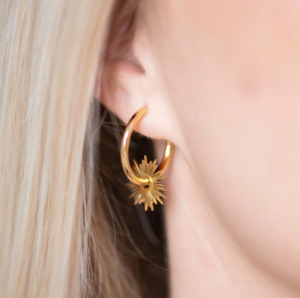 Fabuleux Vous Steel Me Lena Hoop Earrings