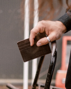 Stitch Hide: Stitch&Hide Alfred Cardholder