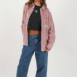 Town Country: T&C Surf Motion L/S Boyfriend Shirt