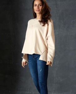 Under 200: Eb & Ive Arrival Sweat