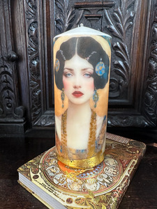 Gatsby girl medium tall candle redtrinity