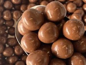 Easter: Milk Chocolate Raspberry Spheres
