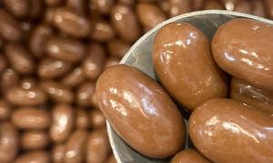 Snacks: Milk Chocolate Clangers