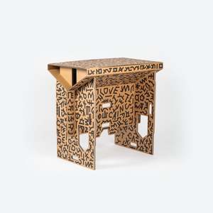 Artist Collaborations: Standing desk — Limited edition artist collaboration