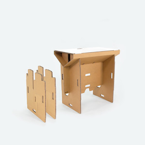 standard: Standing desk with sitting legs and waterproof top