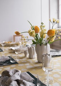 Ceramics: Krokus Vase, White