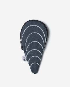 Accessories: Mussel Purse