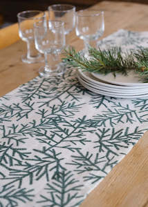 Granris Table Runner