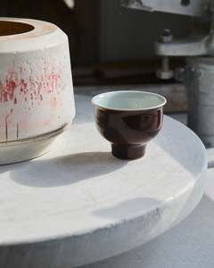 1616 / arita japan MANZ Tea Cup - Brown