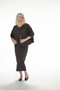 Shirts: Camille Shrug - Chocolat