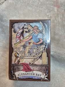 Tarot Cards: Old Style Tarot - Alexander Ray