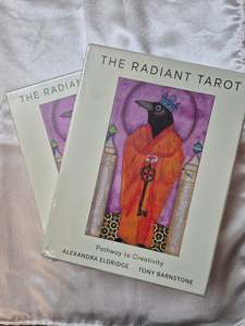 Tarot Cards: The Radiant Tarot - Alexandra Eldridge & Tony Barnstone