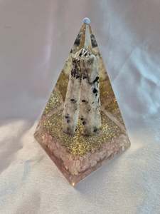 Orgonite Snow Flake Obsidian & Rose Quartz Pyramid