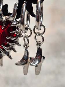 Earrings: Gothic Star Earrings