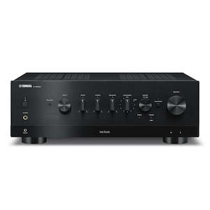 Amplifiers: YAMAHA R-N800A NETWORK RECEIVER INTEGRATED AMPLIFIER *NEW*