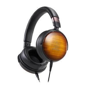 AUDIO TECHNICA - ATHWP900 HEADPHONES *NEW*