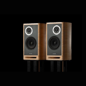 Amplifiers: RELICS HIFI MADE IN DUNEDIN & NZ SYSTEM *NEW*