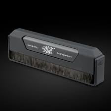 Hifi: MOBILE FIDELITY ANTI-STATIC RECORD BRUSH *NEW*