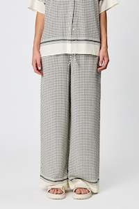 BLAKE WIDE LEG PANT - CHARCOAL HOUNDSTOOTH